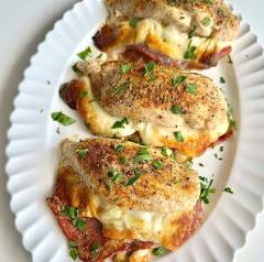 STUFFED CHICKEN BREAST: Prosciutto & Smoked Mozzarella